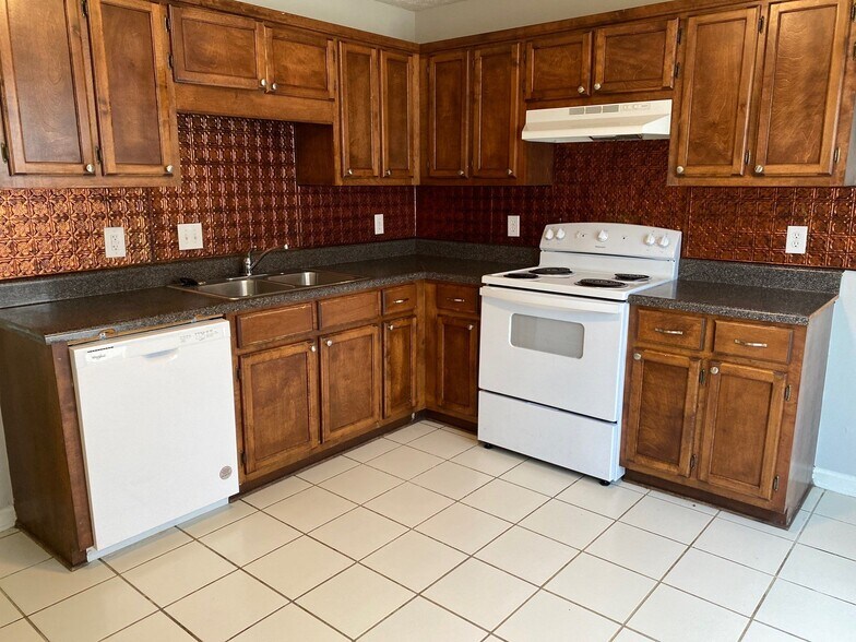 Building Photo - 55 Leafwood Cv