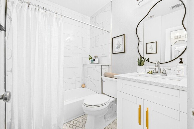 Building Photo - 106 OSE Rentals LLC