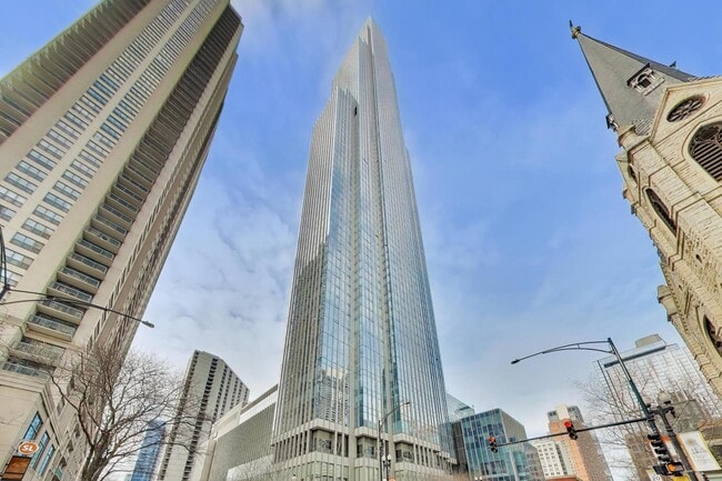 Building Photo - 14 W Superior St