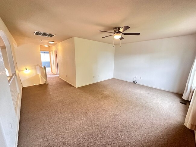 Building Photo - 7419 Desert Eagle Rd NE