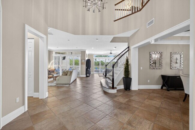Building Photo - 9225 Delemar Ct