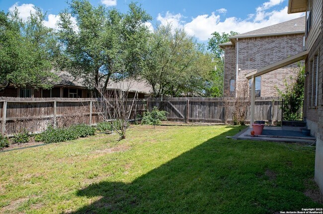 Building Photo - 207 Verde Ridge