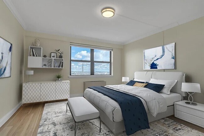 Building Photo - 8 Whittier Pl