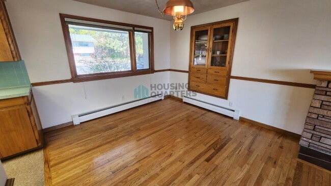 Building Photo - 2631 W Dell Dr