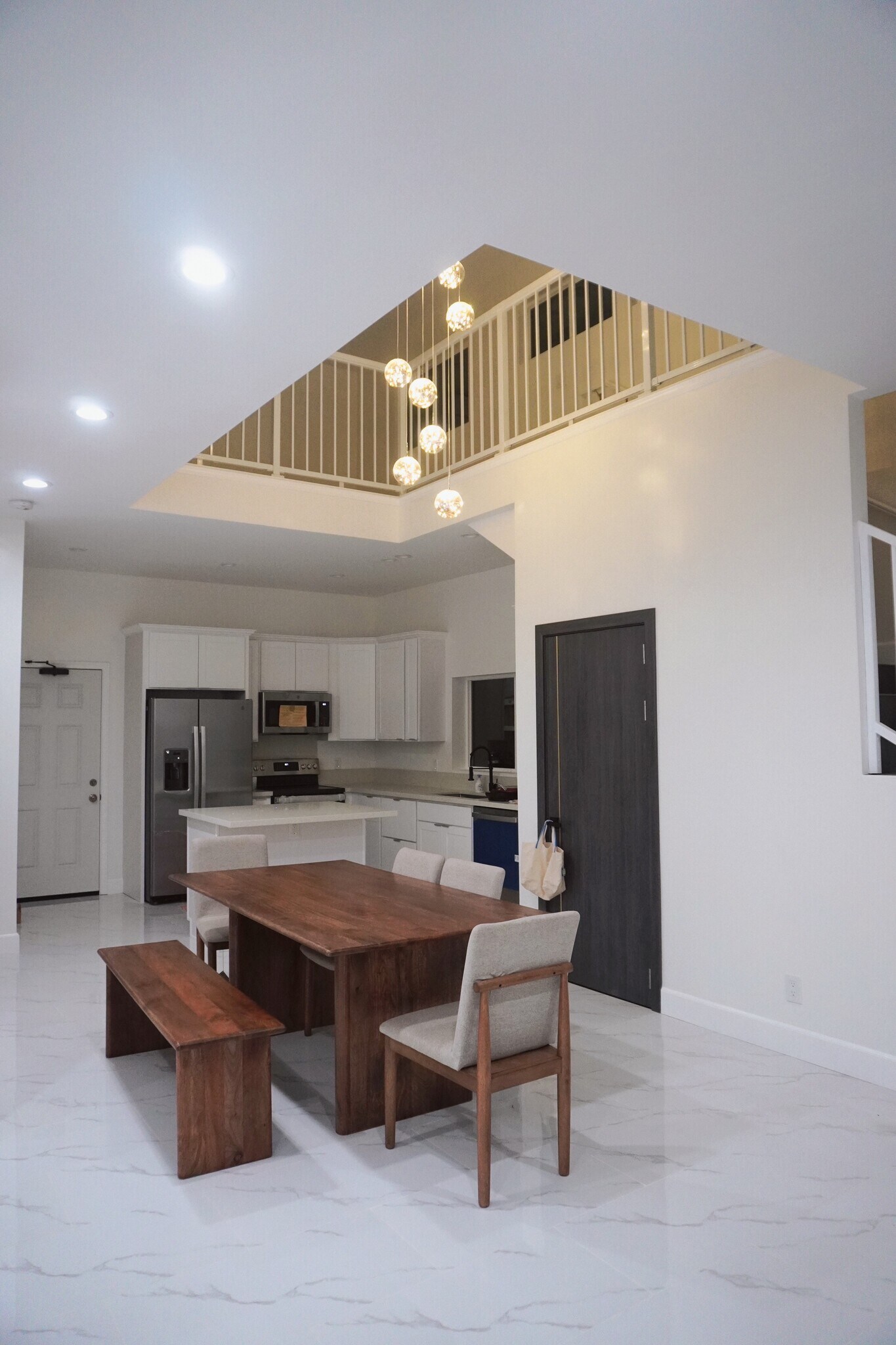 Building Photo - 551 11th Ave