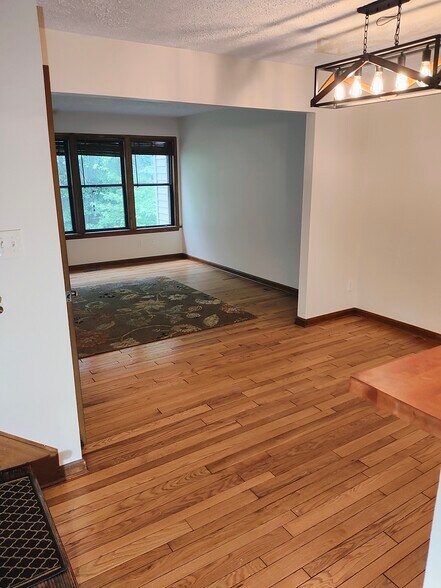 Building Photo - 23352 Black Oak Ct