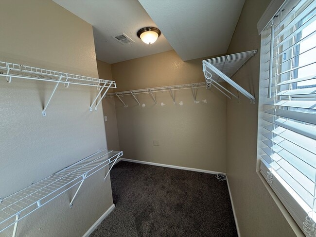 Building Photo - Modern 3-Bedroom Home with Stylish Upgrades