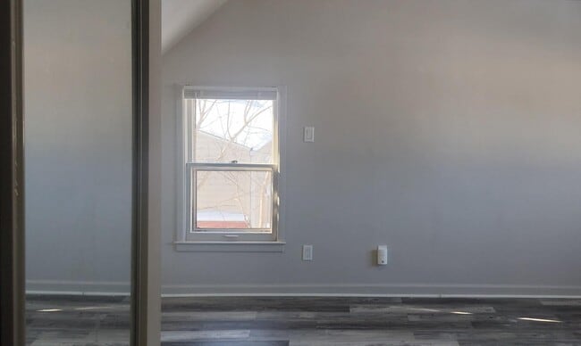 Building Photo - 19148 Hilton Dr