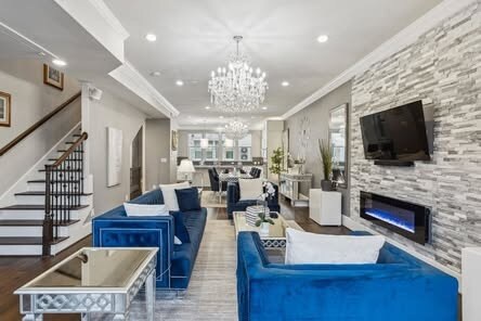 Living Room - Floor 2 - 2817 Shelby Ave