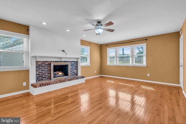 Building Photo - 721 Rancocas Ave
