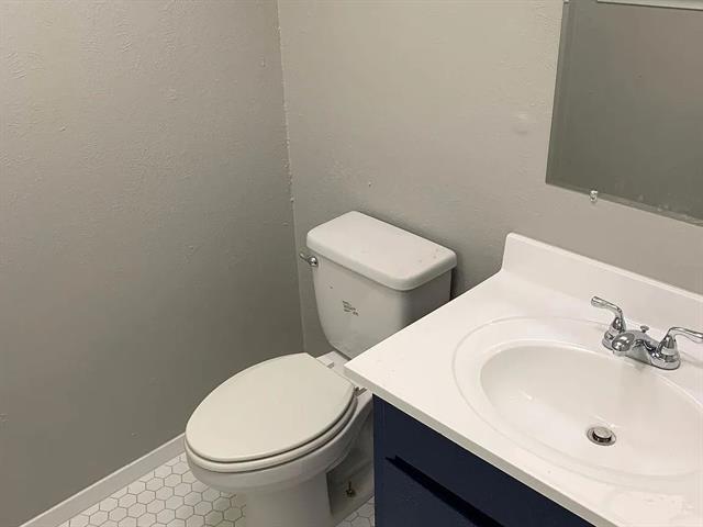 Building Photo - 1404 Yukon Dr