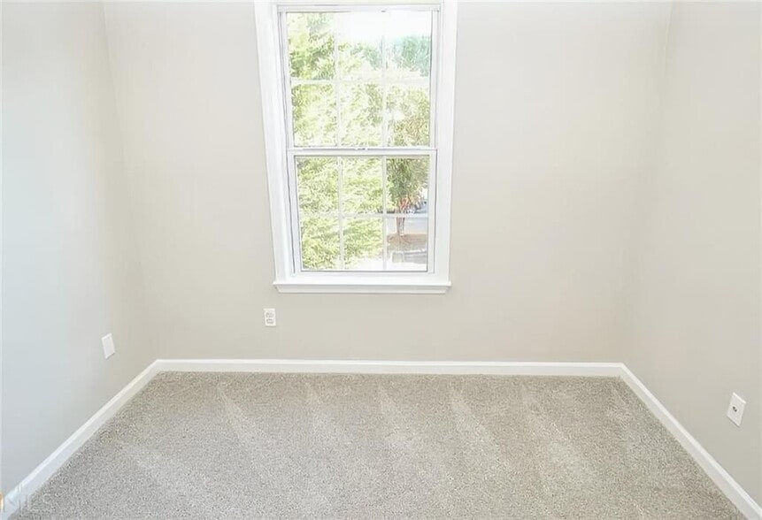 Building Photo - 4645 Valais Ct