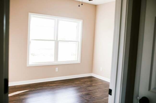 Building Photo - 109 Dickson Marks Rd