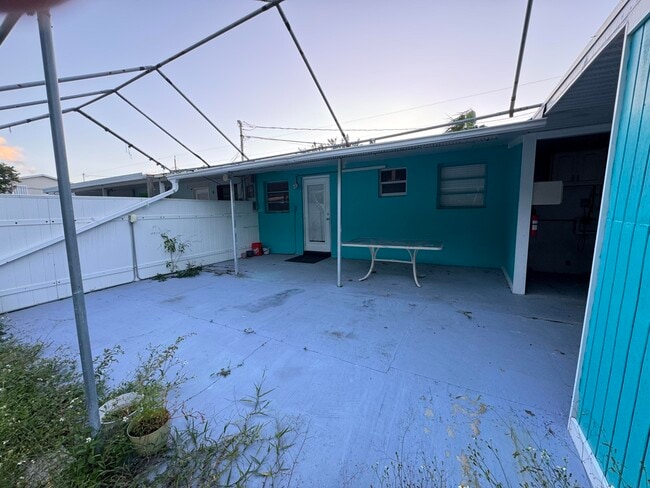 Building Photo - 972 73rd St