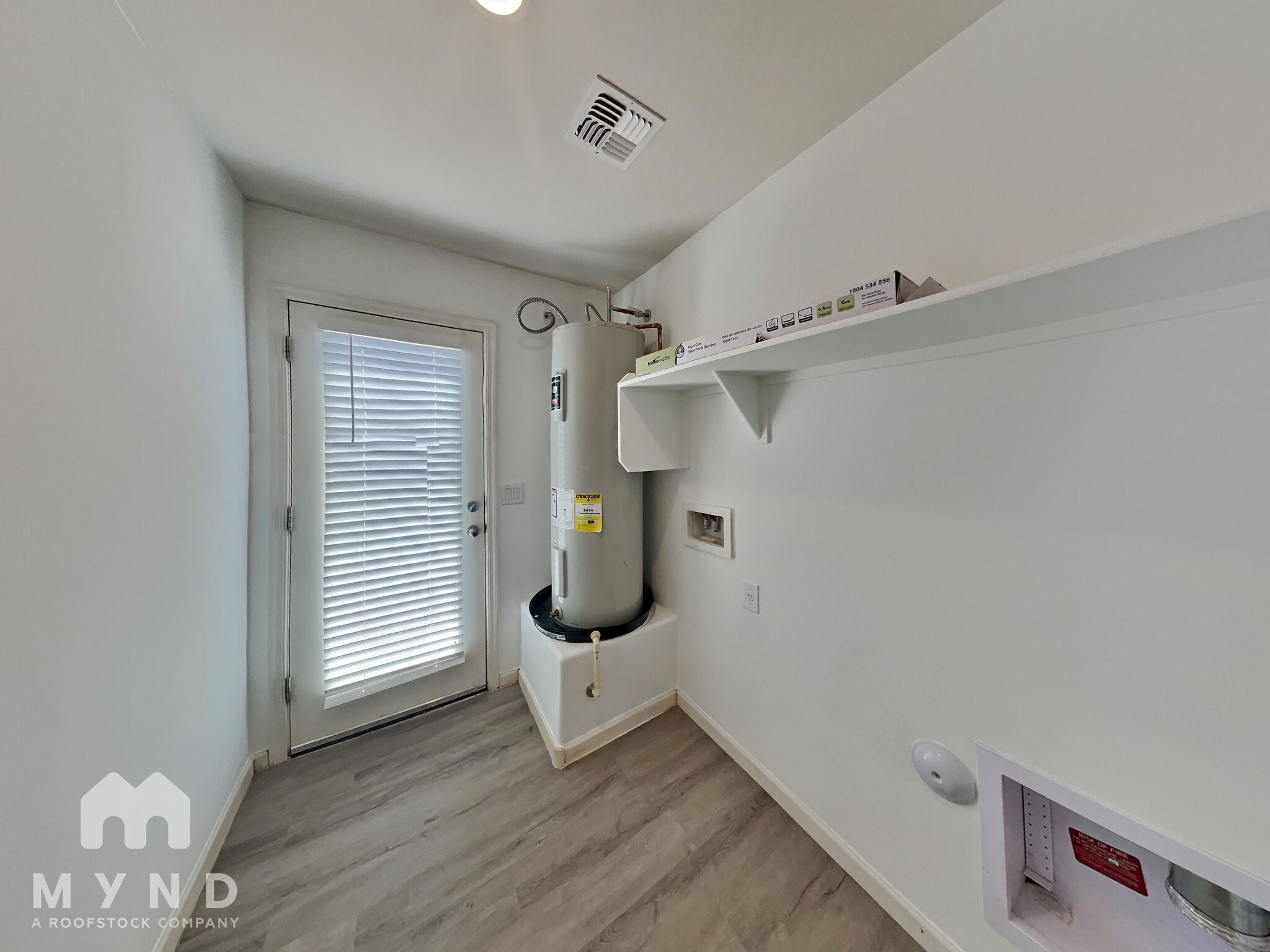 Building Photo - 246 S Picacho Heights Rd