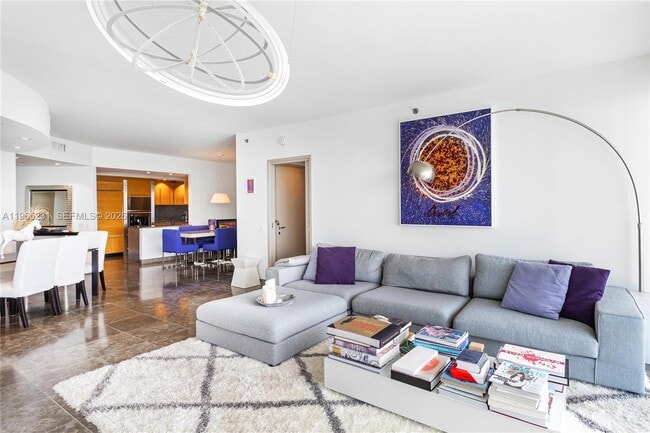 Building Photo - 450 Alton Rd