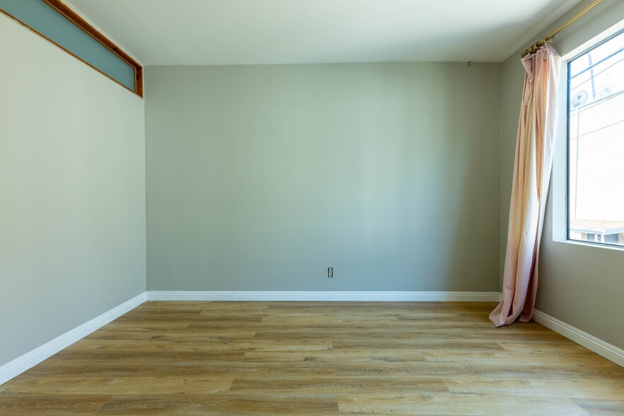 Building Photo - 5125 Harold Way