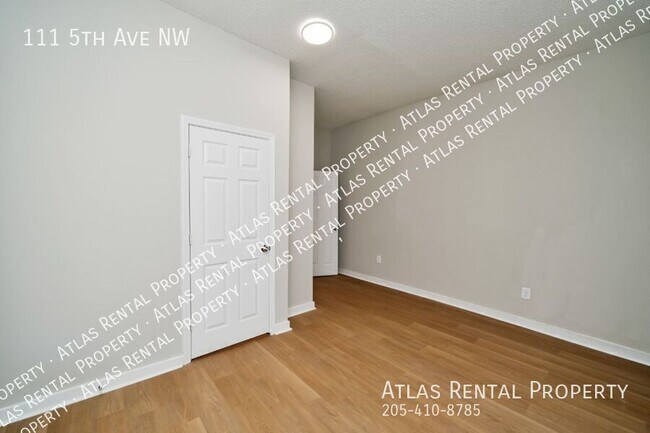 Building Photo - 111 5th Ave NW