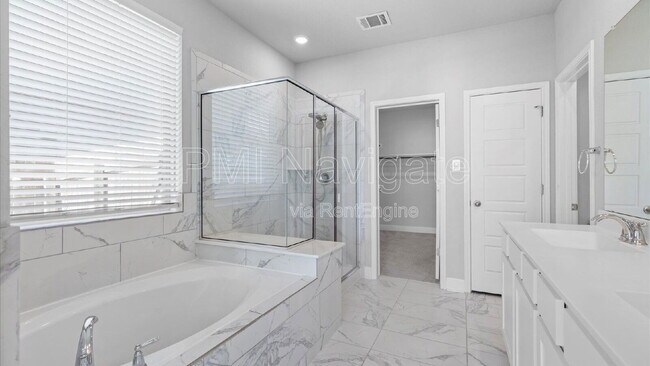 Building Photo - 2310 Olive Wy