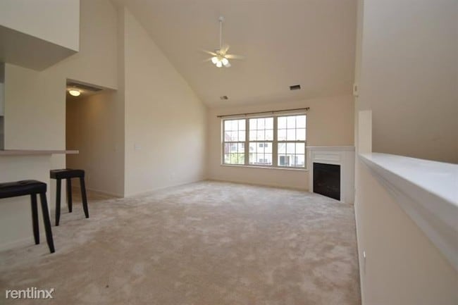 Building Photo - 1328 Addington Ln