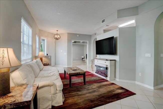 Building Photo - 10173 Andover Coach Cir