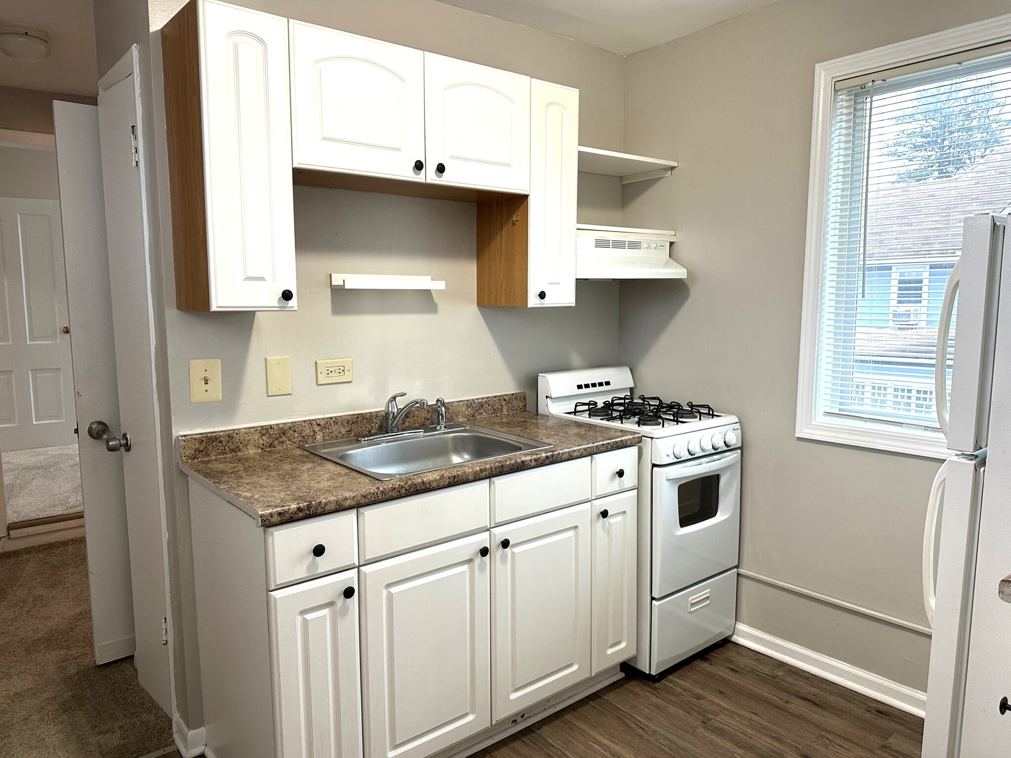 Building Photo - 441 Addison St