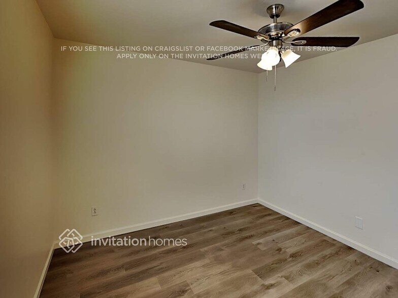 Building Photo - 15996 W Watkins St