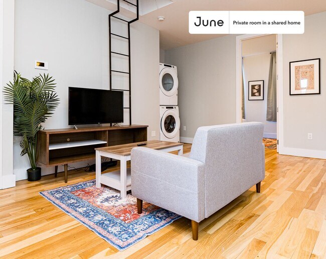 Building Photo - Room in Shared 4 bed/1 bath home in Clinton Hill