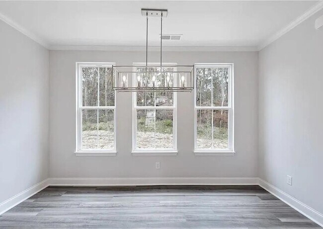 Building Photo - 517 Hardy Dr