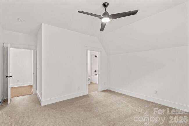 Building Photo - 269 Conroy Ave