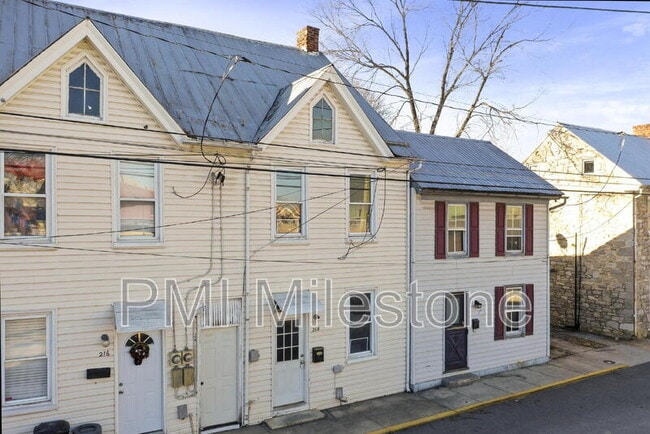 Building Photo - 216-218 N. College St