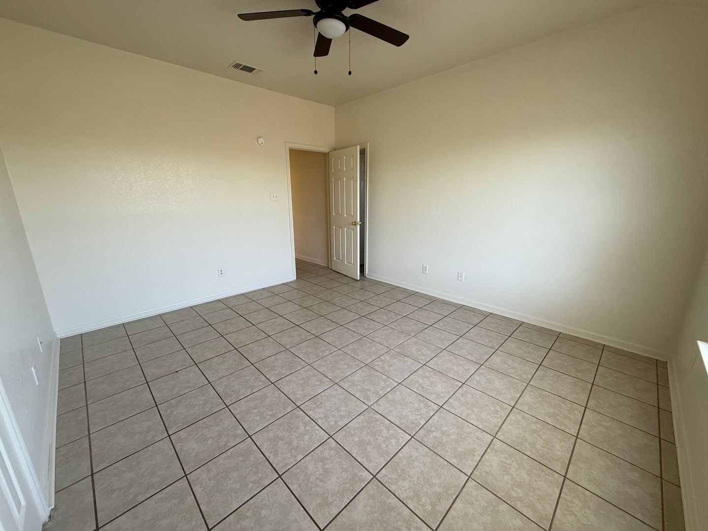 Building Photo - 1309 Nicholas Cir