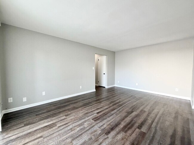 Building Photo - 136 Jack Miller Blvd