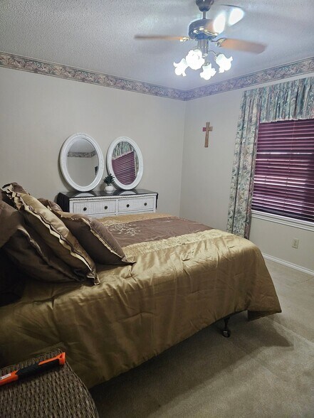 Building Photo - 4429 White Ash Ln