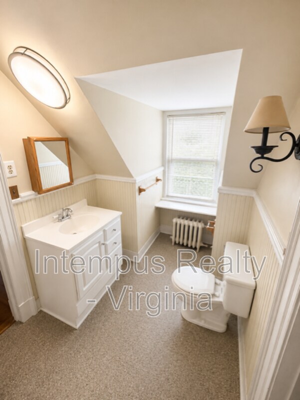 Building Photo - 7296 Fenton Farm Ln
