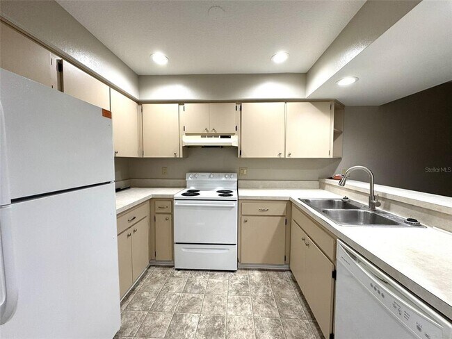 Building Photo - 1226 Cypress Cove Ct