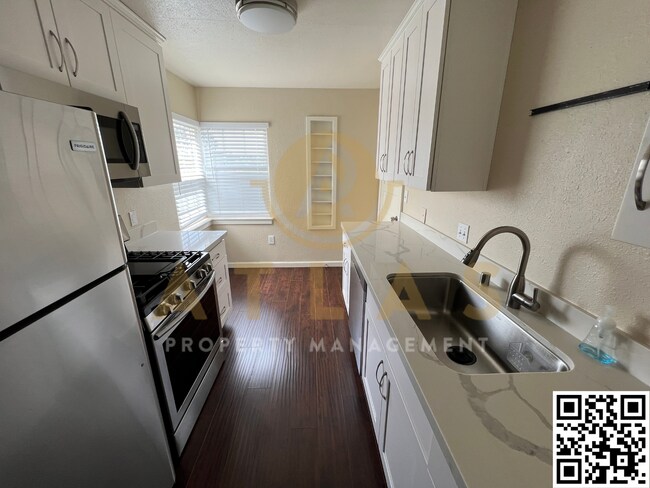 Building Photo - 1830 Magazine St