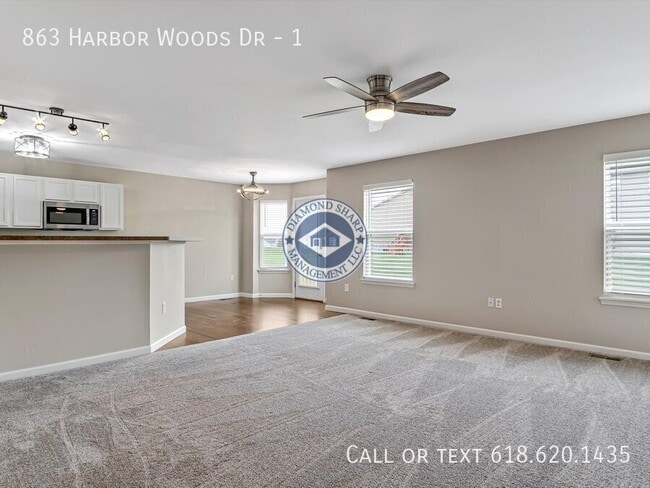 Building Photo - 863 Harbor Woods Dr