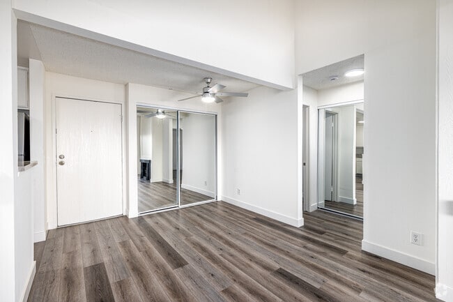 2BR, 2BA - 806SF - Dining Room - Talavera Apartments