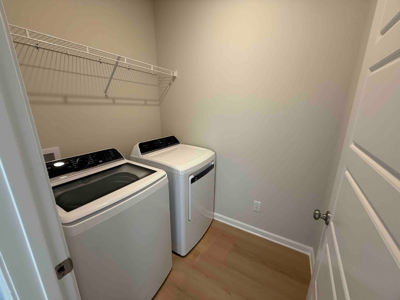 Building Photo - 521 Vista Pointe Dr