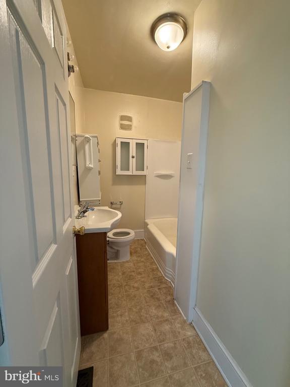 Building Photo - 9253 Dahlgren Rd