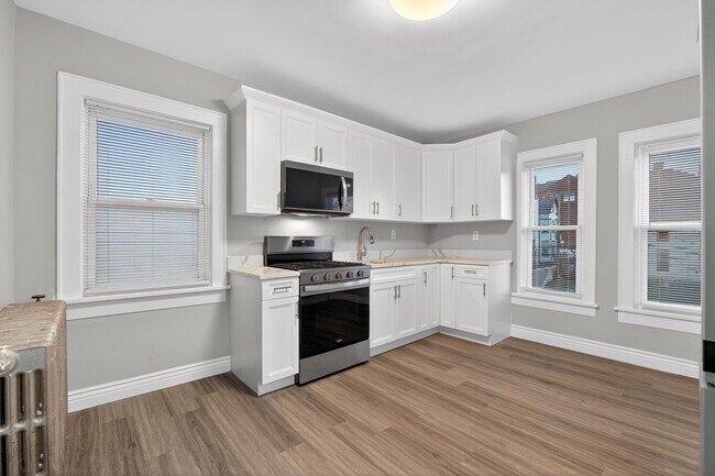 Building Photo - 814 John F. Kennedy Blvd