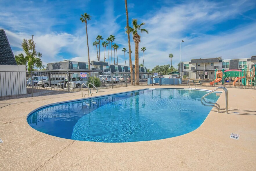 Primary Photo - The Gaucho on Glendale Apartments