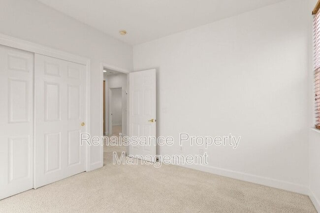 Building Photo - 1801 Riverview Ave