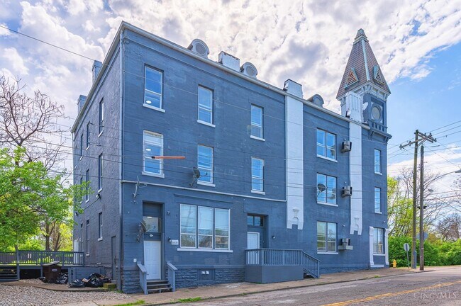 Building Photo - 2906 Alms Pl