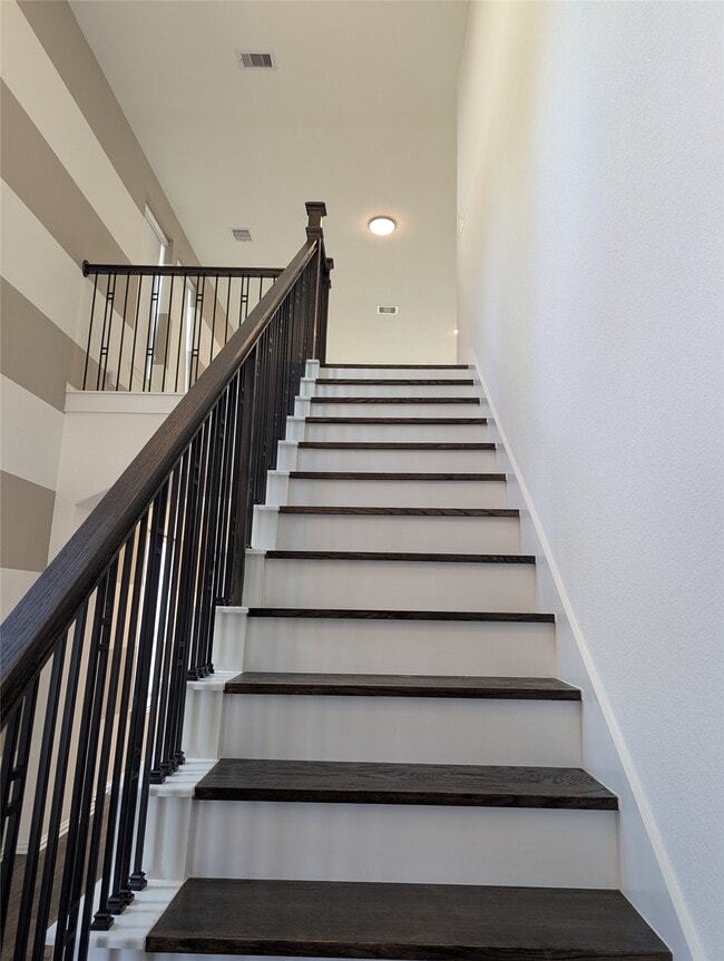 Building Photo - 10503 Dolce Ln