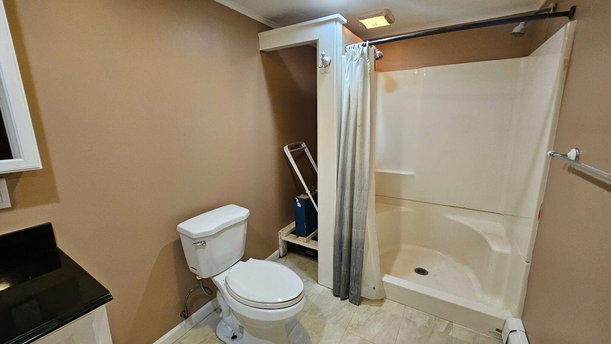 Downstairs Bathroom - 5 Tudor Ct W