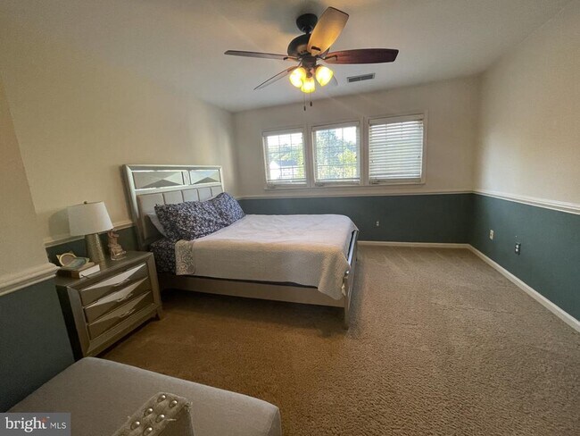 Building Photo - 4002 Fountain Bridge Ct