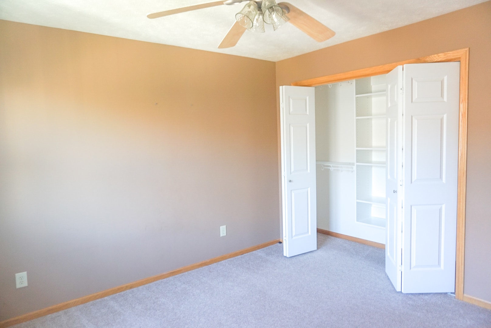 Building Photo - 3633 McLaughlin Dr