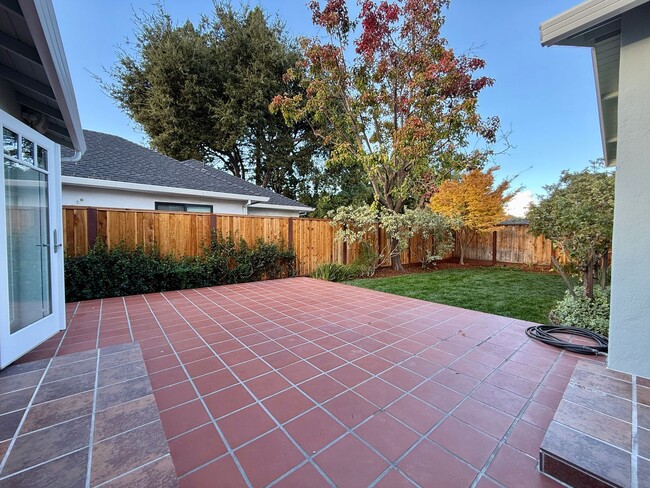 Building Photo - Beautifully Renovated Silicon Valley Home ...